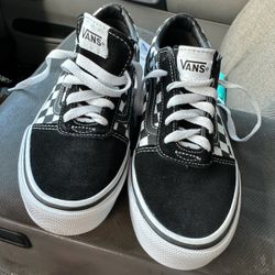Checker Vans Size 3
