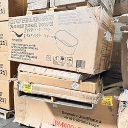 BM400+F0051MB  WOODBRIDGE 72" x 35-3/8" Whirlpool and Air Bath Heated Soaking Combination Tub with Adjustable Speed Air Blower, Tub Filler, and LED co