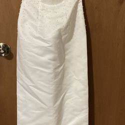 David’s Bridal St Tropez Beaded strapless Gown Size 4 Beautiful