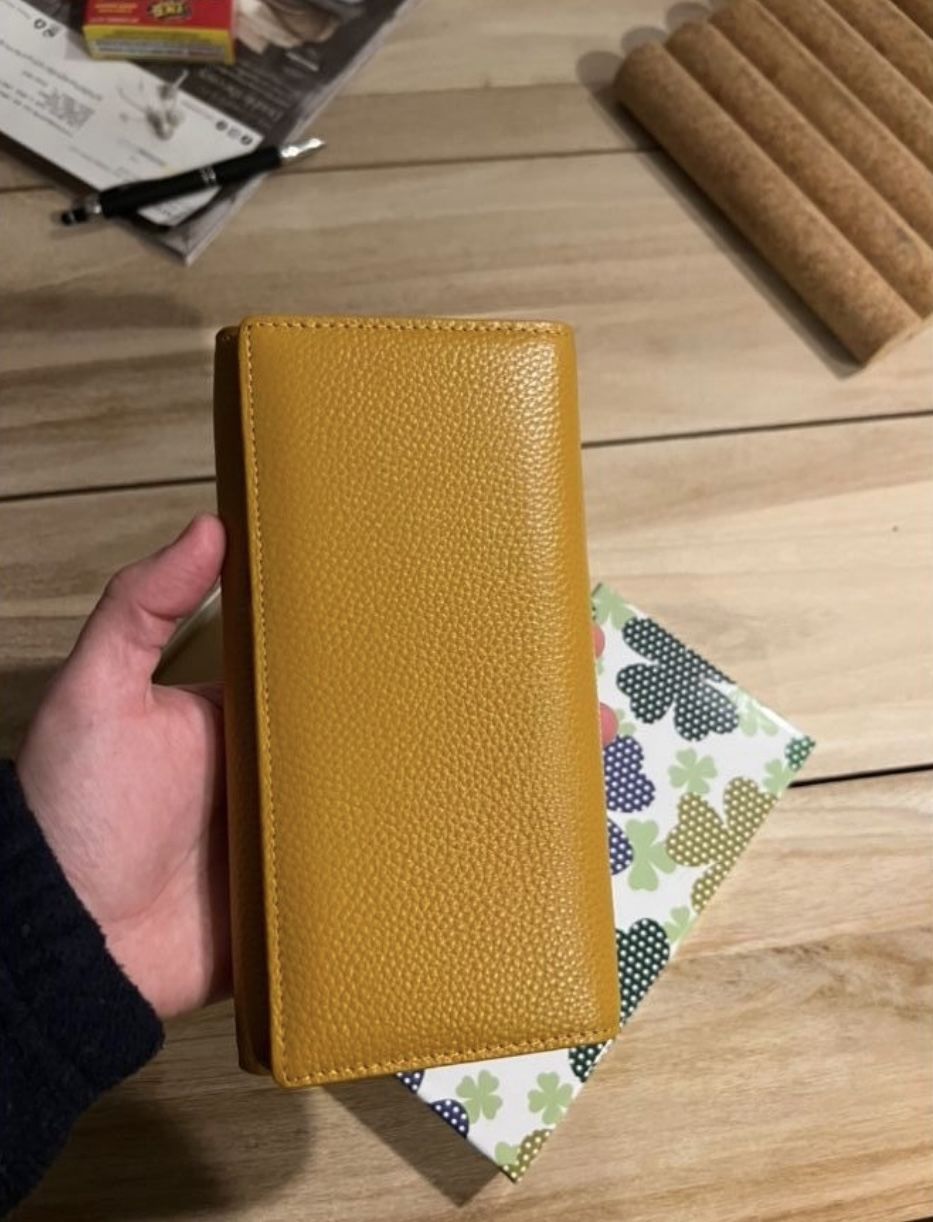 Italian Leather Women’s Multicolor Wallet NEW