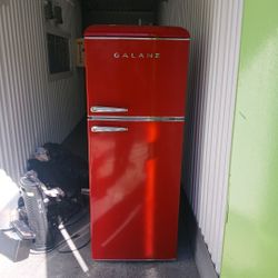 Galanz Refrigerator Exec Working Cond