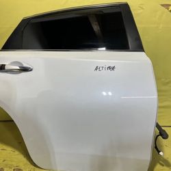 2012-2018 Rear Right Side Door Electric Nissan Altima 5 L33 821003TA0D