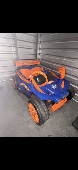 Hot Wheels Kids Ride-On Car – Works, Just Needs Charger