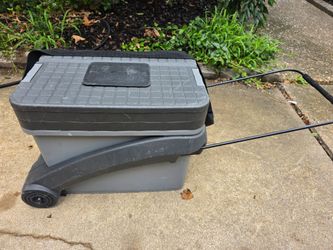 Craftsman Tool Box / Tolt