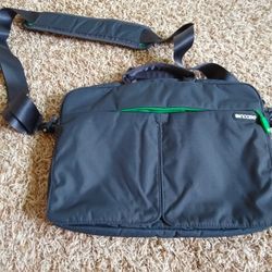 Incase Nylon Sling Sleeve 13" Laptop Bag