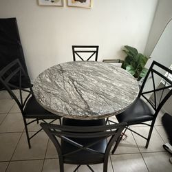 Dining Room Table 
