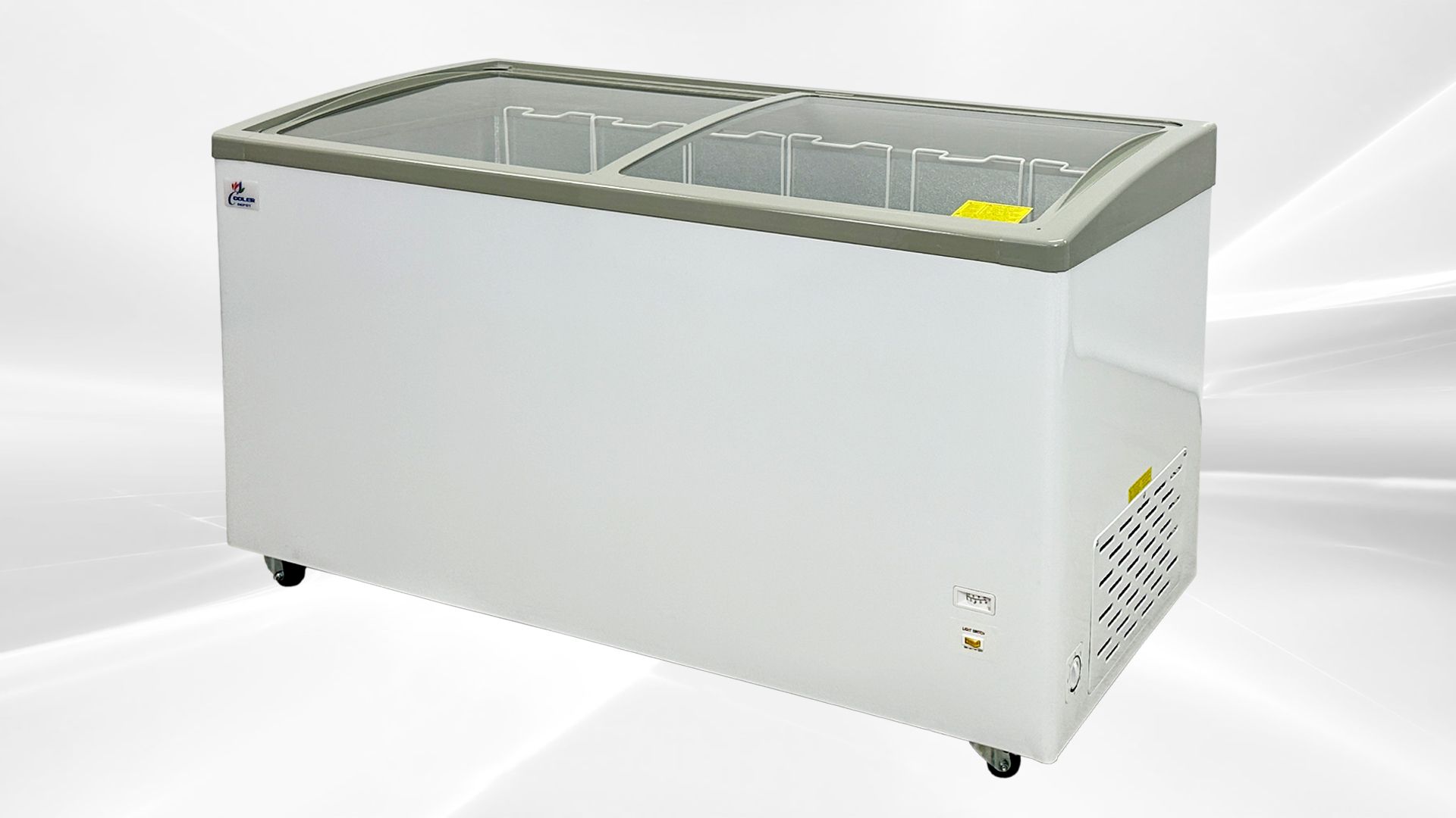 NSF 60 inches 14 cu ft Chest Glass door Freezer SD551S