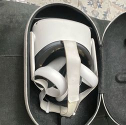 Meta Quest 2 Standalone VR Headset White with Touch Controllers