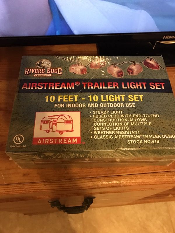 Airstream travel lights