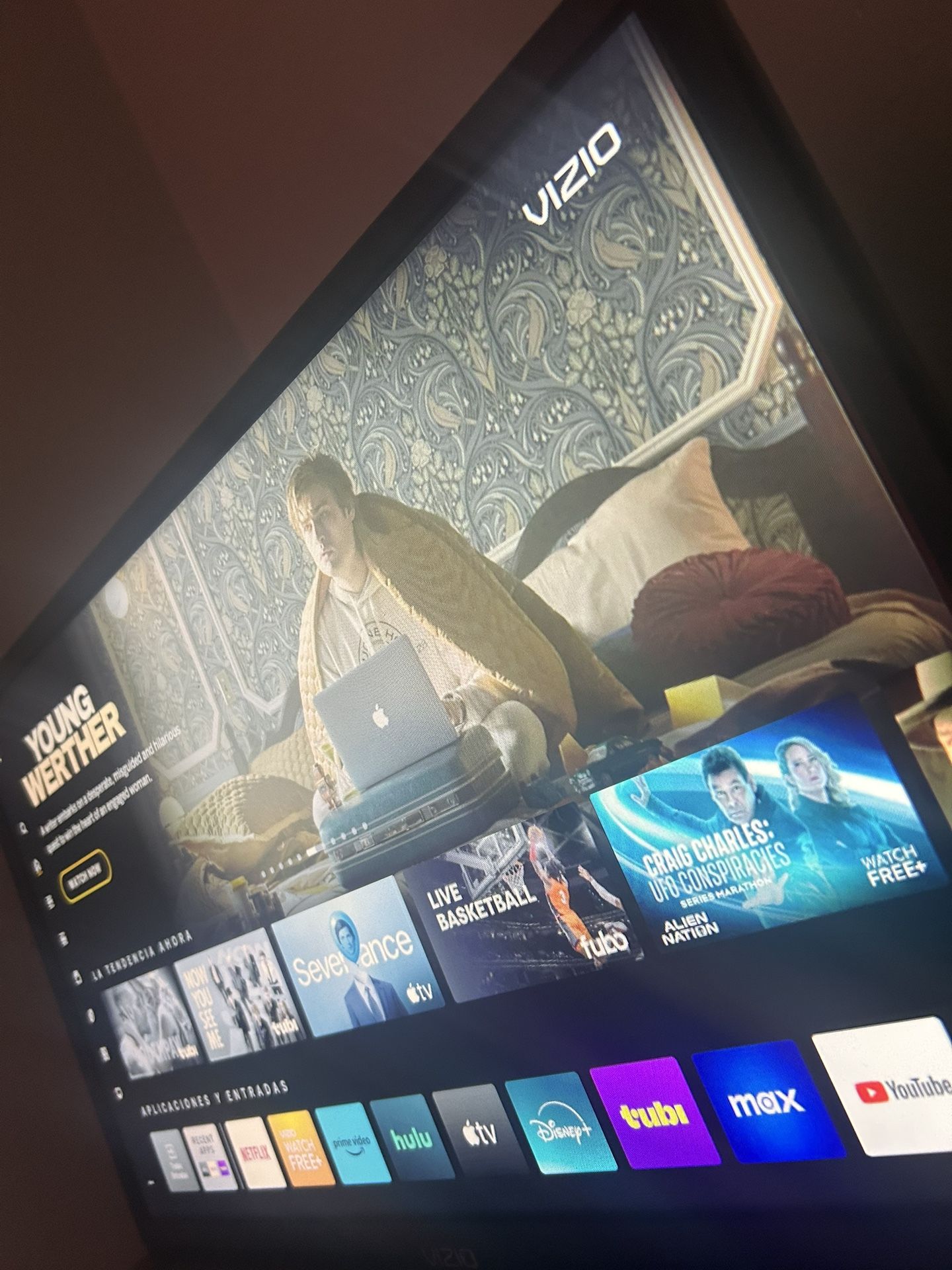 VIZIO Smart TV -