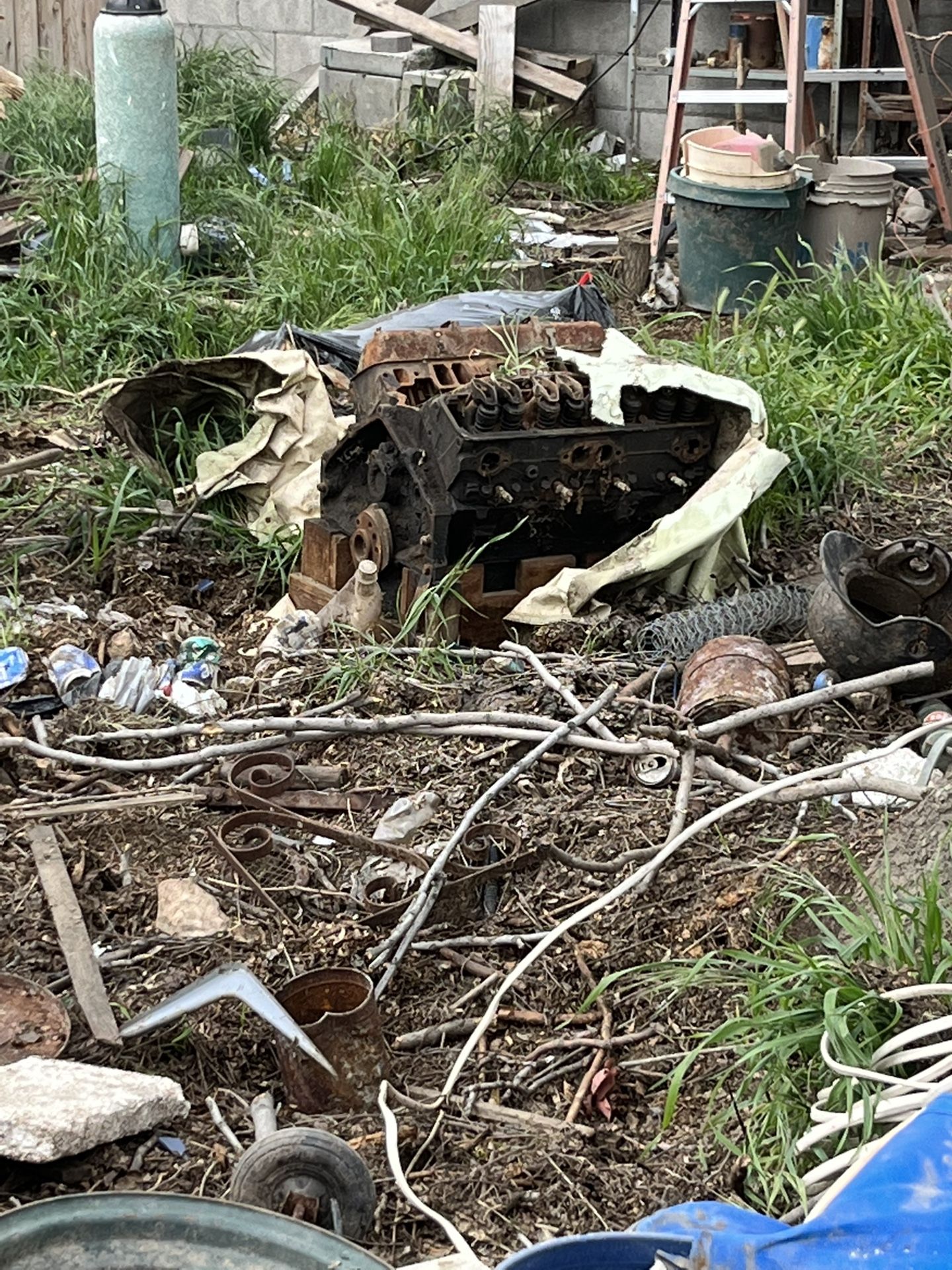 V8 Engine/Transmission for Sale in Shafter, CA OfferUp