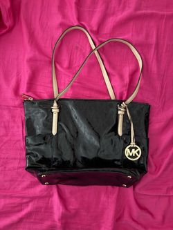 Black Shoulder Bag