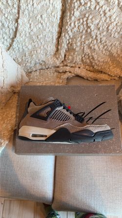 Air Jordan 4 RETRO size 8