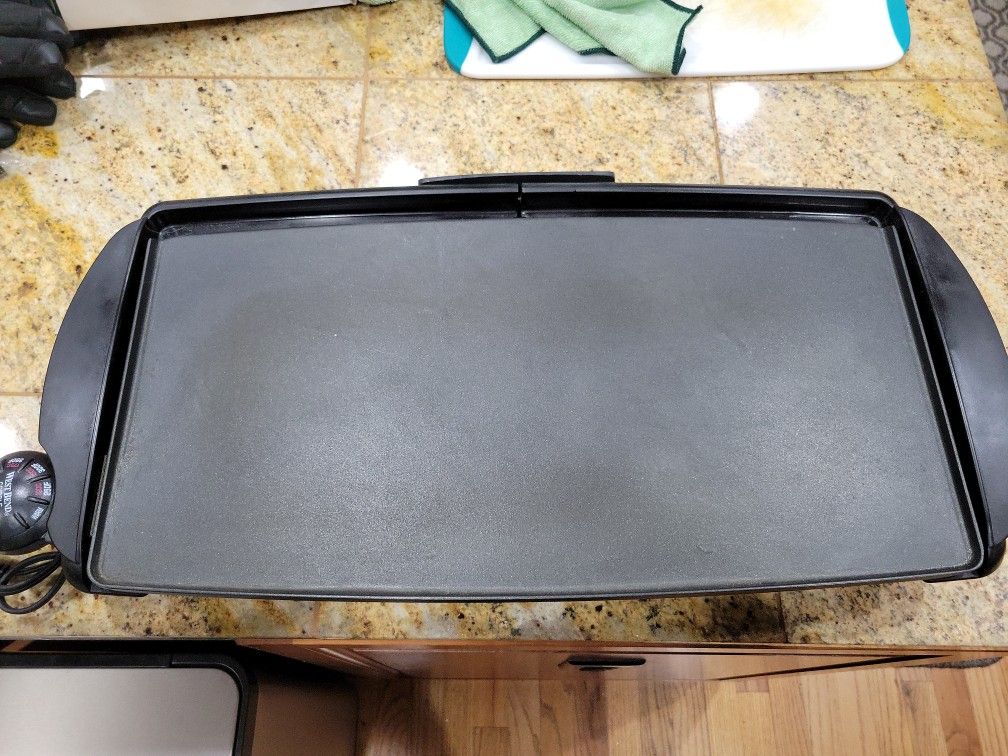 Griddle Large . Like New
