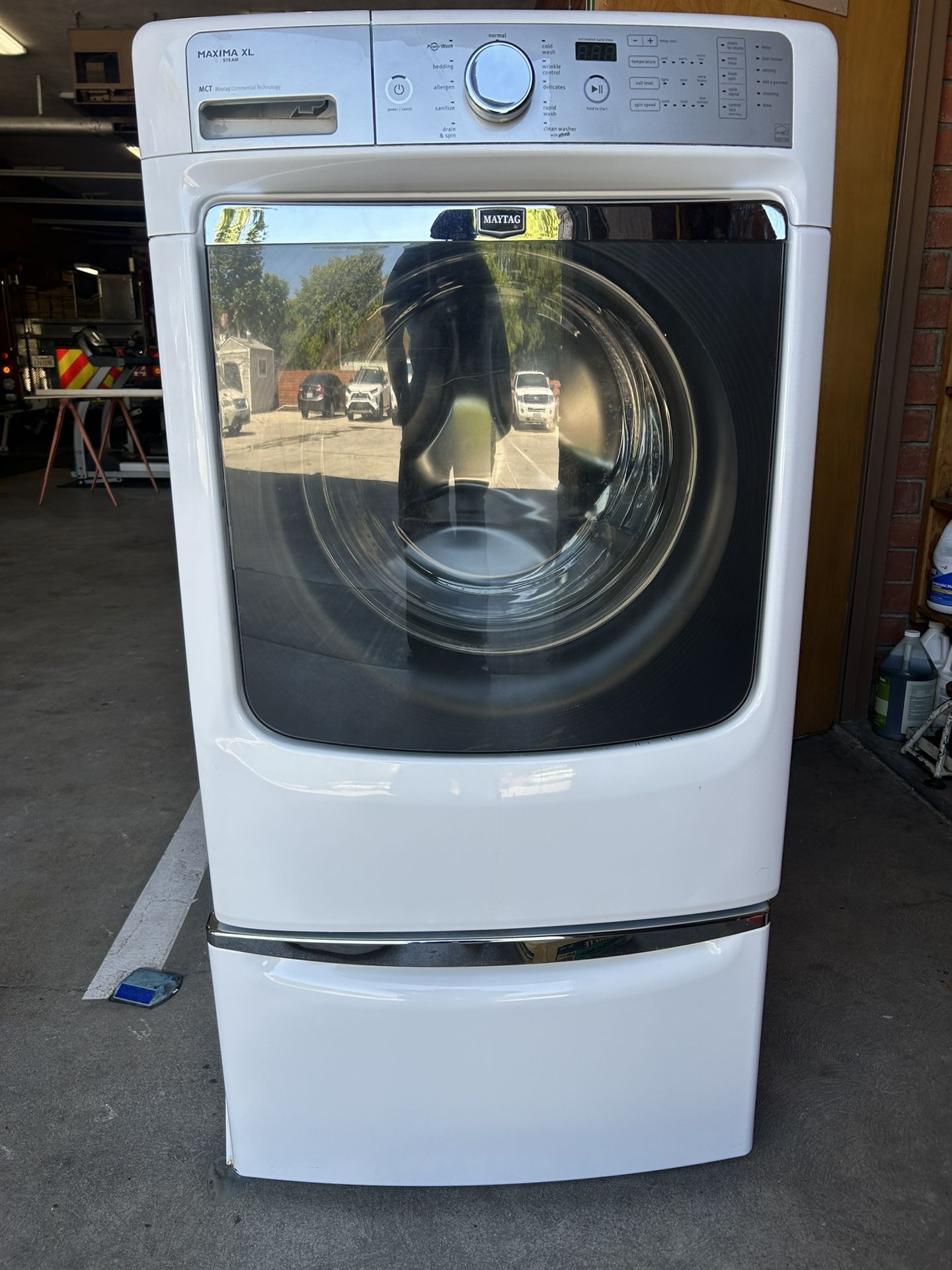 Maytag Maxima XL Steam Washer