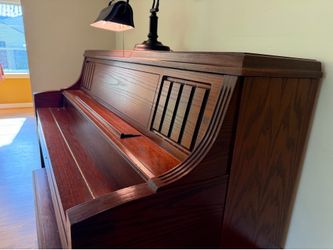Free Story & Clarke Piano