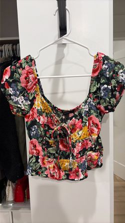 Forever 21 Floral Crop Top