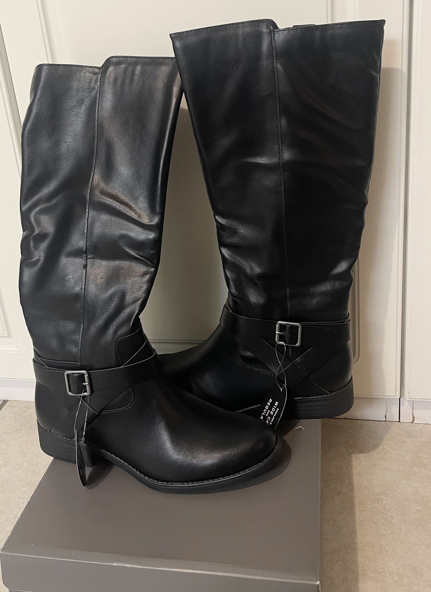 Women’s Black Riding Boots (9)