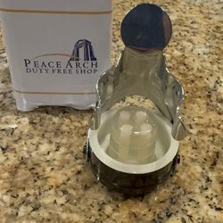 Peace Arch Duty Free Wine & Champagne Bottle Stopper – New in Box