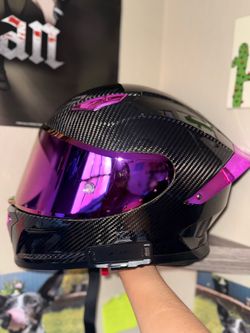 Motorcycle helmet with Cardo