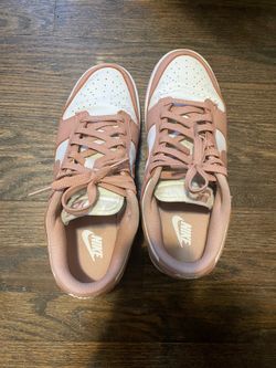 Nike Dunk Low sneakers in the Rose Whisper colorway