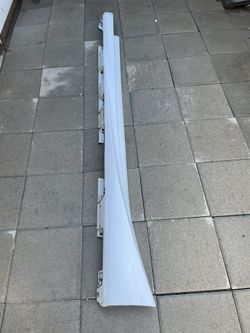 2014-2020 Lexus Is300 Oem Side Skirt Driver Side