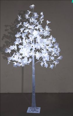White LED Maple Leaf Light-Up Tree