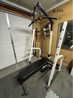 Pulldown/Squat Rack