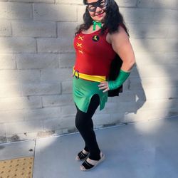 Robin Women’s Small/Medium Costume