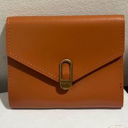 Small Tri-fold Wallet