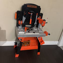 Black+Decker Kids Workbench - Power Tools Workshop - Build Your Own Toy Tool Box – 75 Realistic Toy Tools and Accessories