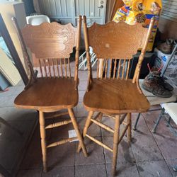 2 Bar Chairs 