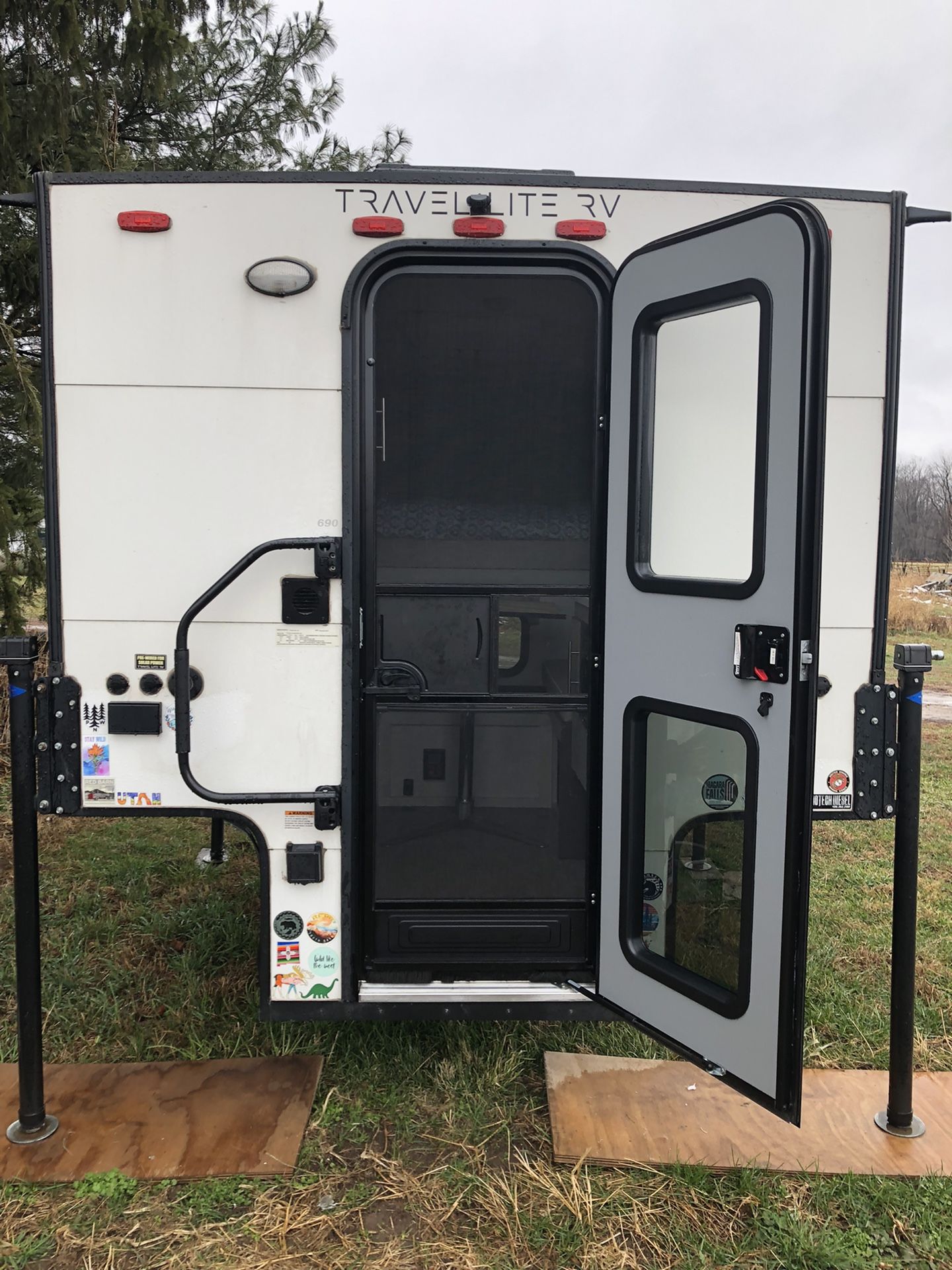 2021 Travel Lite 690FD