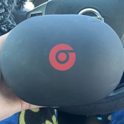 All Black Studio 3 Beats 
