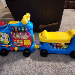 V-Tech Sit to Stand Ultimate Alphabet Train