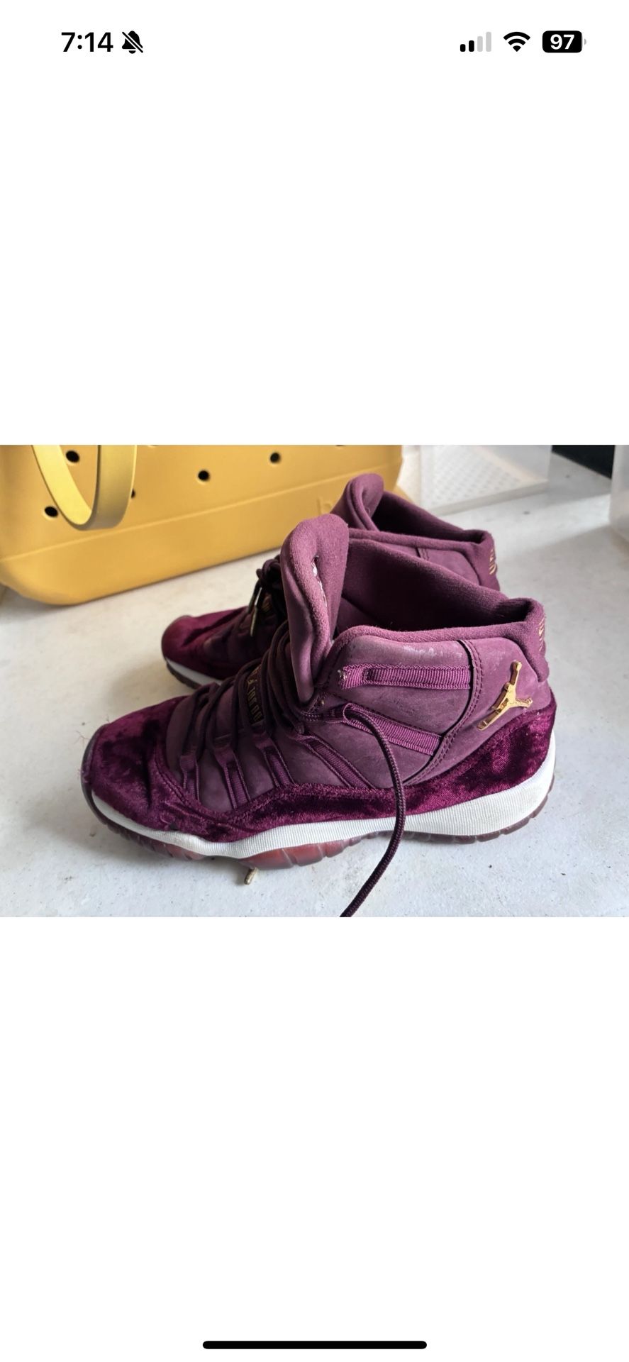 Air Jordan 11 XI Retro Red Velvet Heiress Night Maroon Size 6 Y
