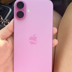 iPhone 16 plus pink