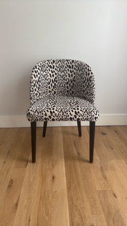 Accent chair
