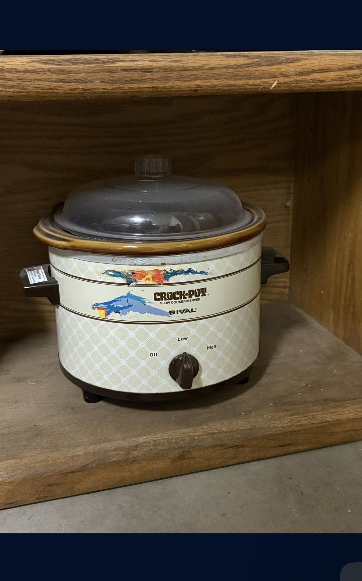 Small Manual Antique Crockpot
