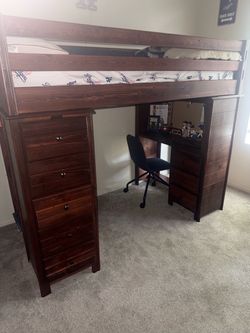Bunk bed with desk & ladder