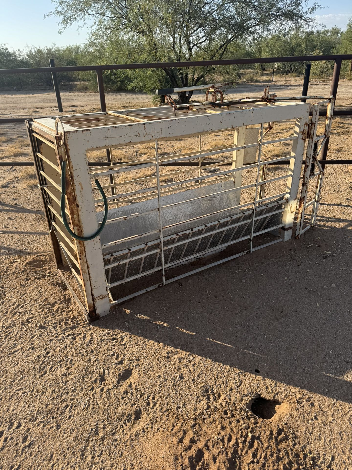 Roping Chute