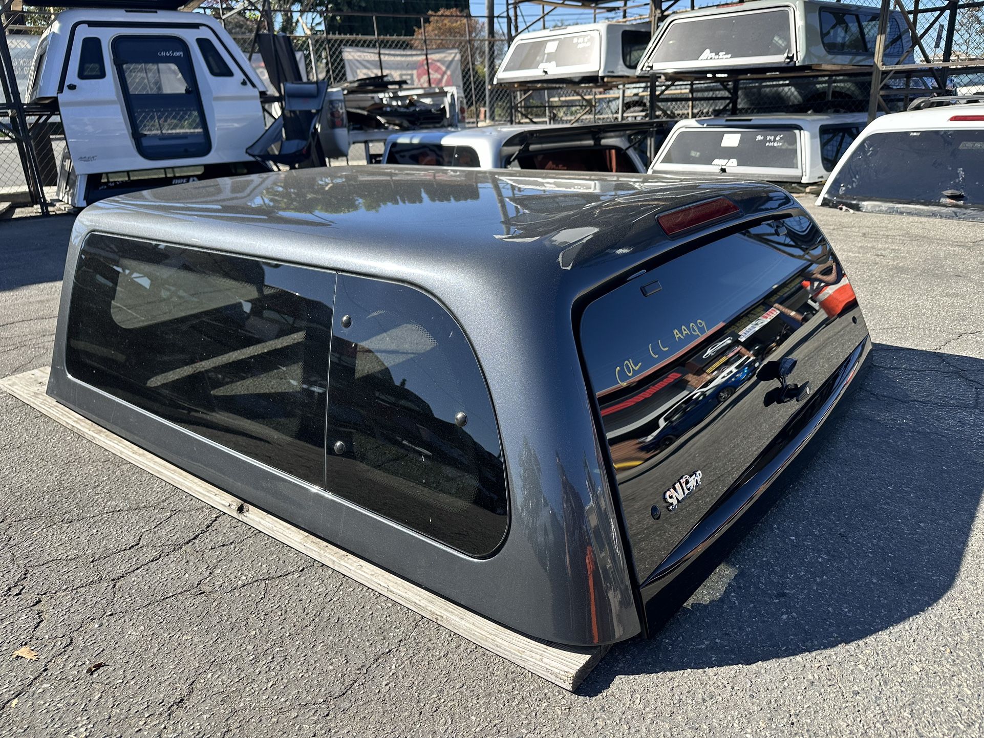 Colorado Crew Cab Camper Shell 2014-22 for Sale in Torrance, CA - OfferUp