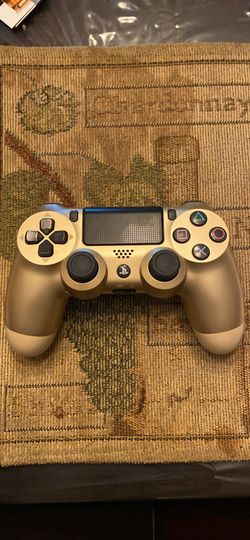 PS4 Controller Gold