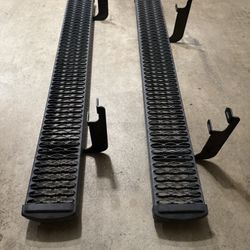 Luverne Grip Step Black Aluminum Running Boards