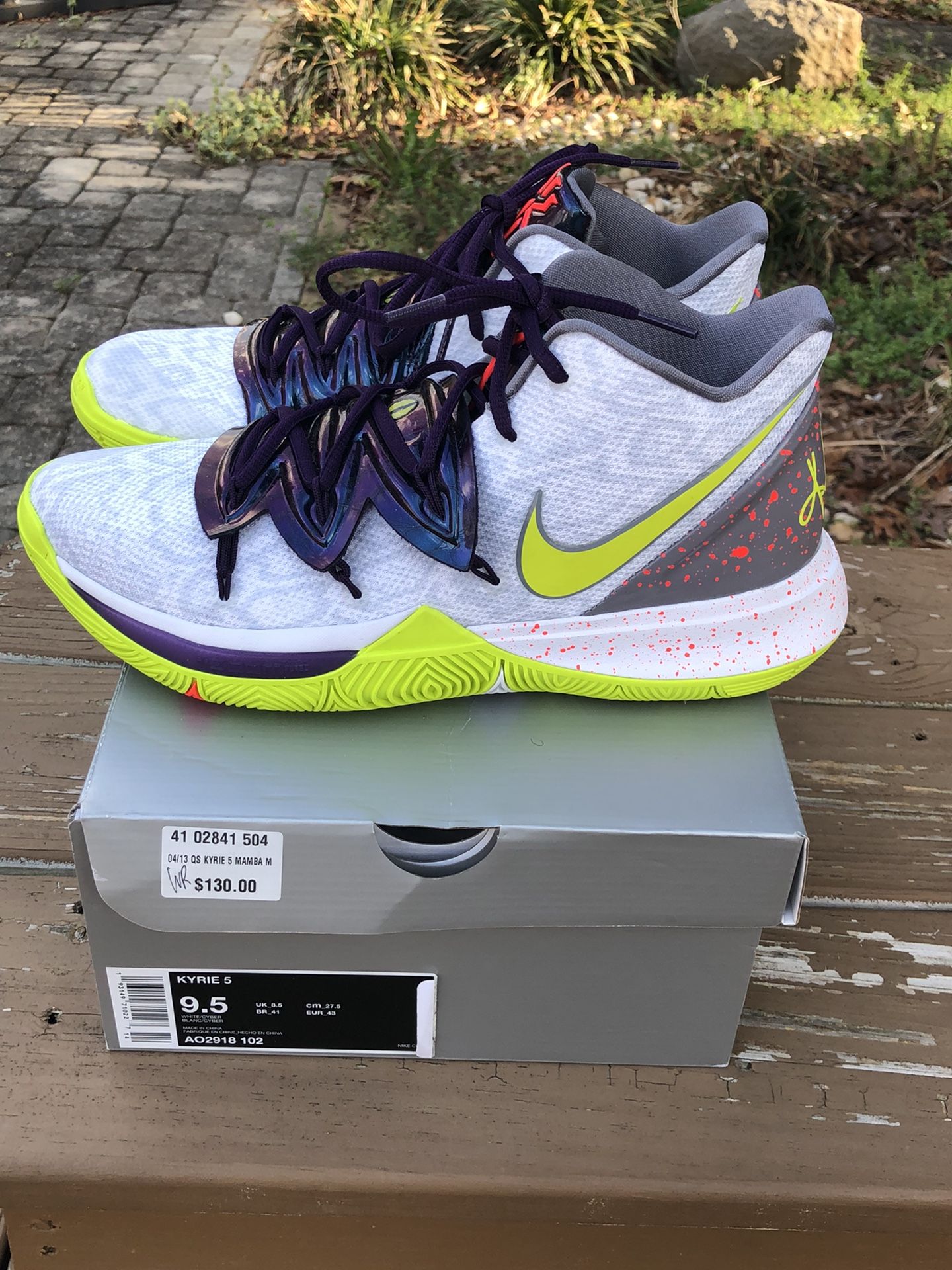 Kyrie 5 mamba shop mentality on feet