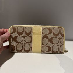 Large Coach Wallet