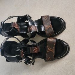 Louis Vuitton Wedges
