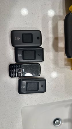 Basic/ flip phones