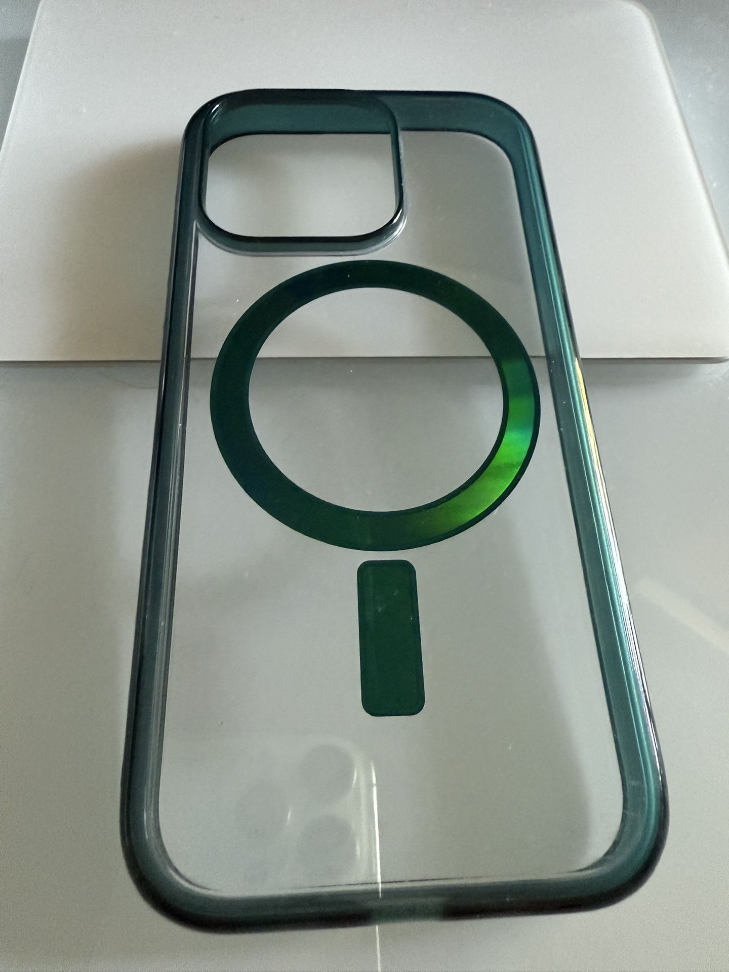 OtterBox Lumen Case With MagSafe For iPhone 16 Pro - Green