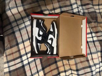 Nike Dunk Low Black White Panda Sneakers
